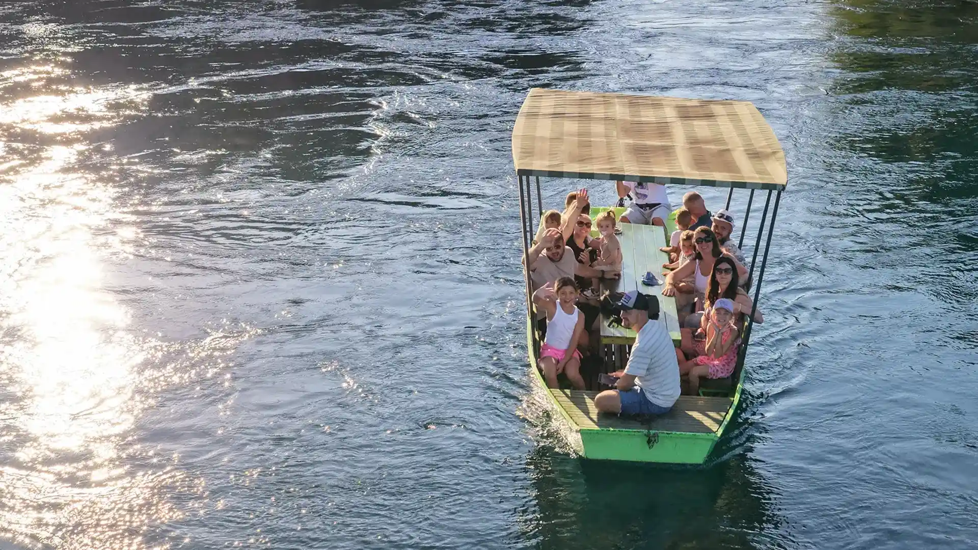 Vožnja Unskom lađom